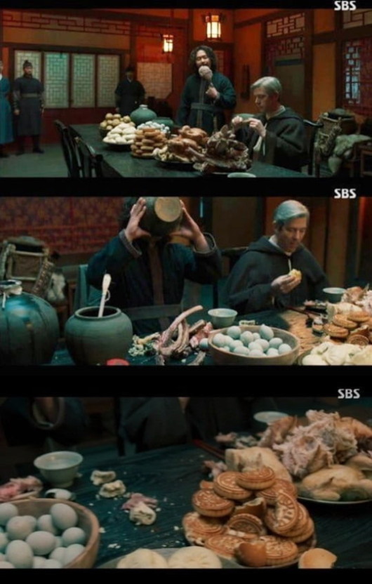 ▲ 드라마 '조선구마사'의 한 장면에서 논란이 된 소재 중 하나인 중국식 음식들.